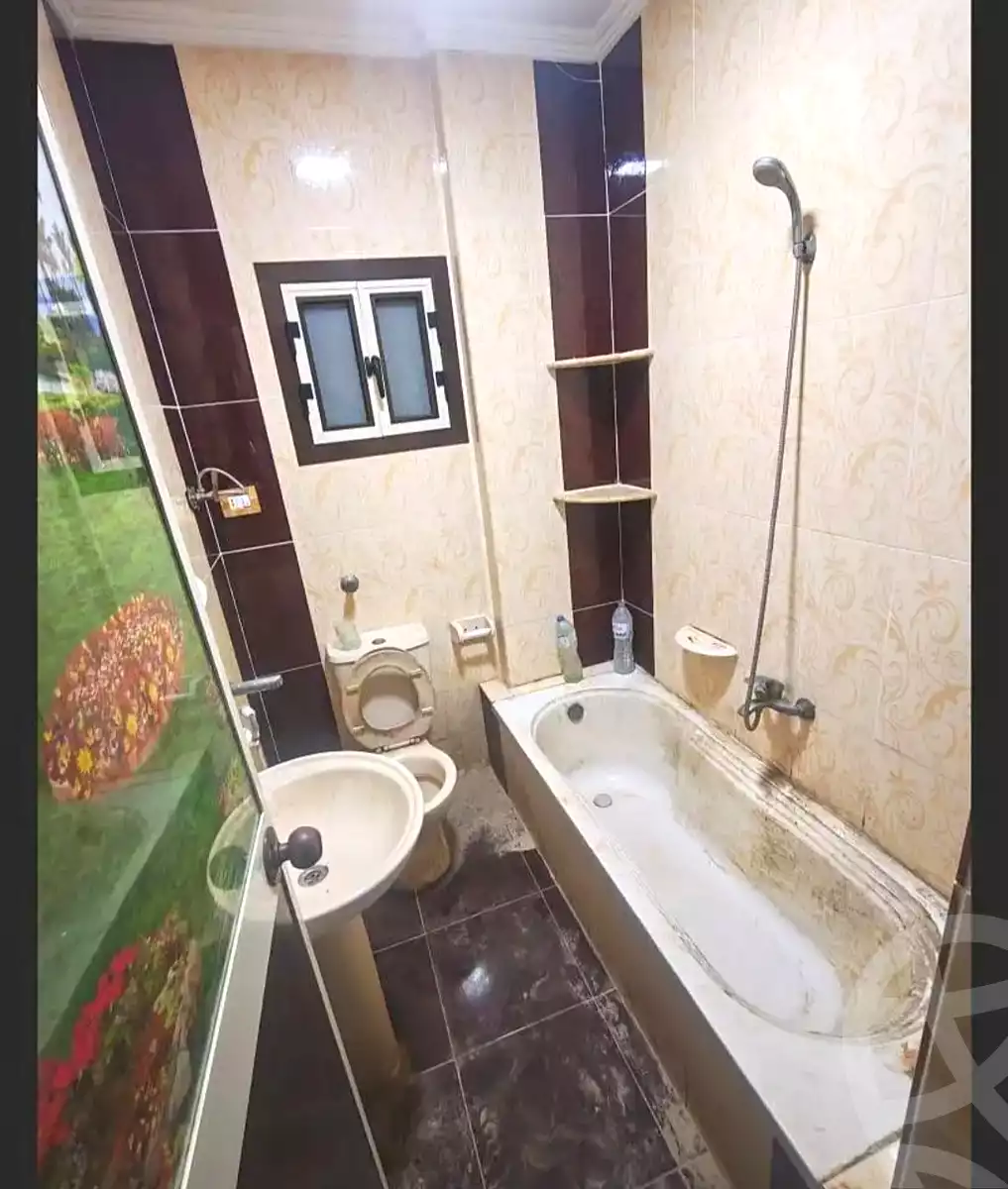 https://aqarmap.com.eg/en/listing/7124073-for-sale-alexandria-al-agamy-el-hanouvel-abd-el-moneam-gaber-st