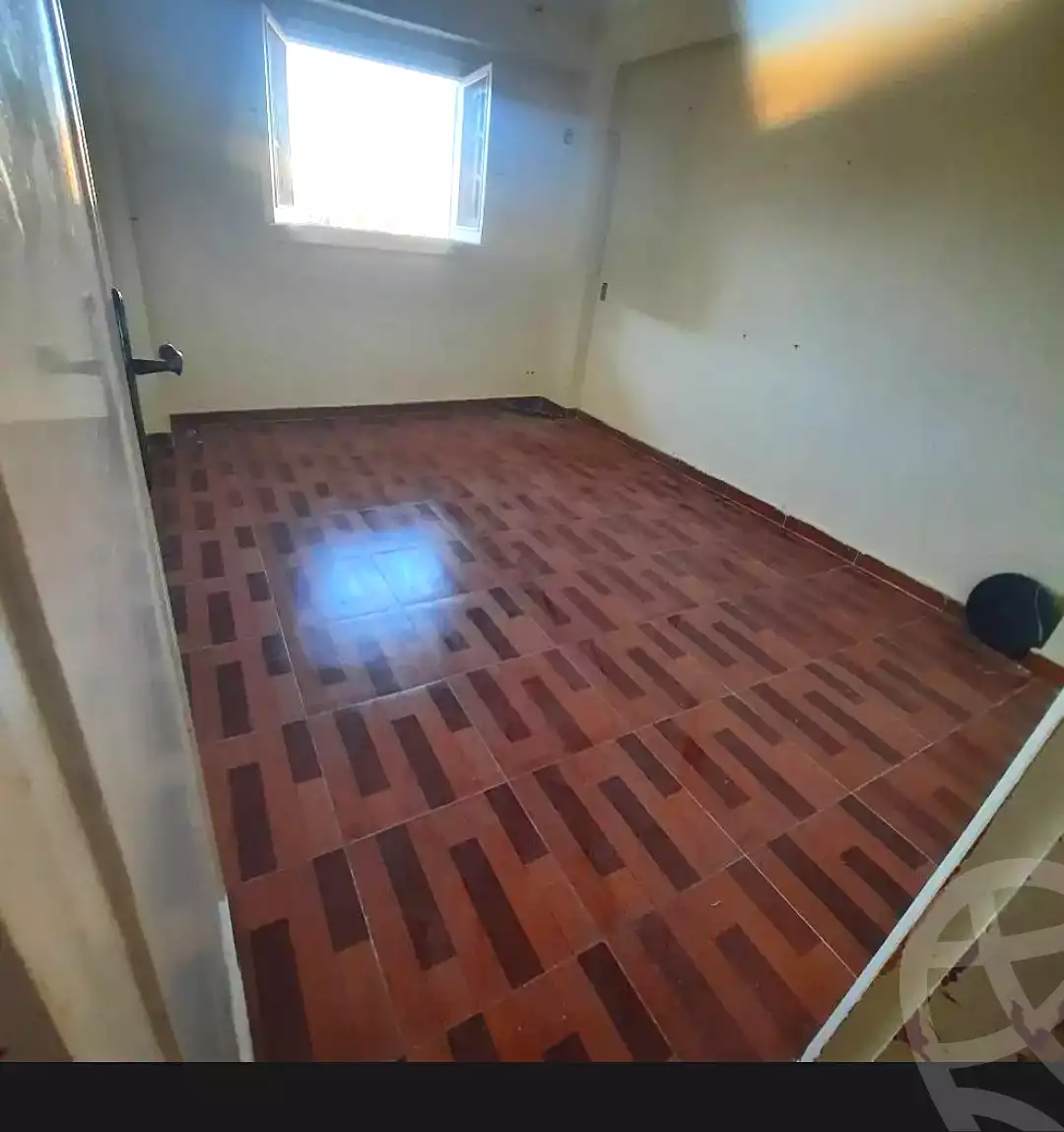 https://aqarmap.com.eg/ar/listing/7124169-for-sale-alexandria-al-agamy-el-hanouvel-al-asdakaa-st
