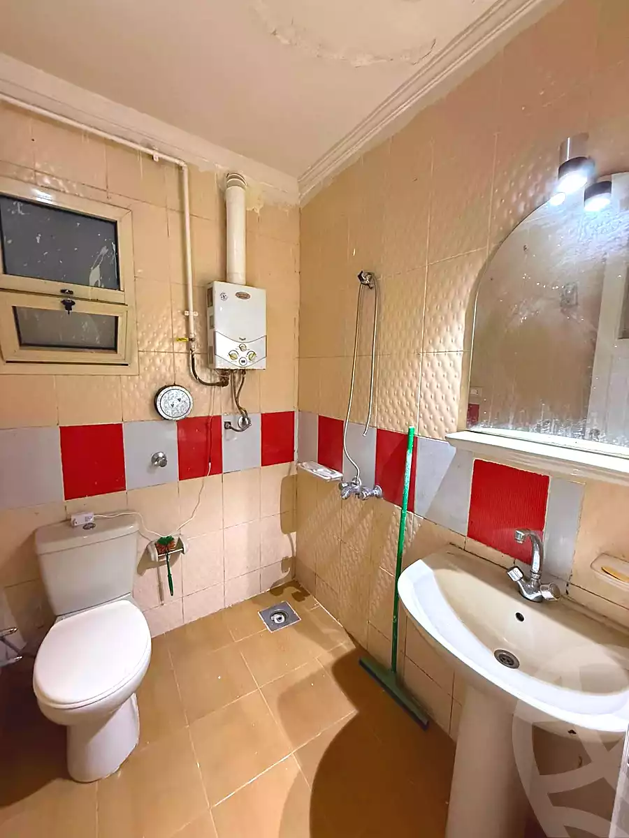 https://aqarmap.com.eg/ar/listing/7124421-for-sale-alexandria-el-asafra-ahmed-tiesser-st