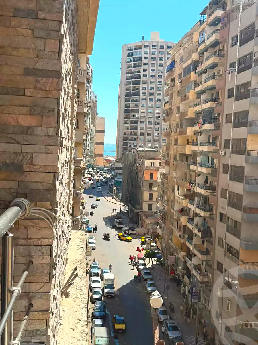 https://aqarmap.com.eg/ar/listing/7124596-for-sale-alexandria-sydy-bshr-sydy-bshr-bhry-shr-khld-bn-lwlyd