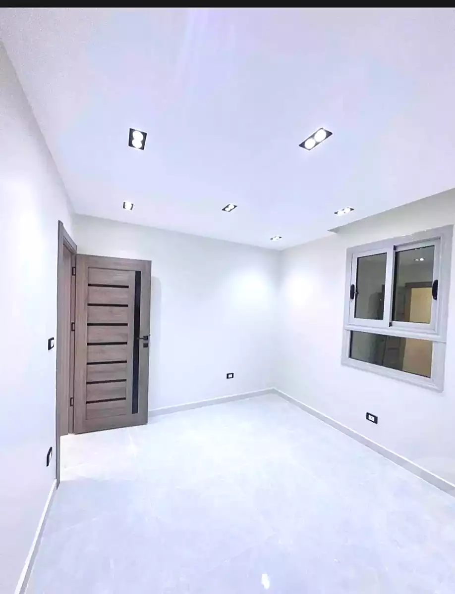 https://aqarmap.com.eg/ar/listing/7124624-for-sale-alexandria-al-agamy-lbytsh-bianchiii