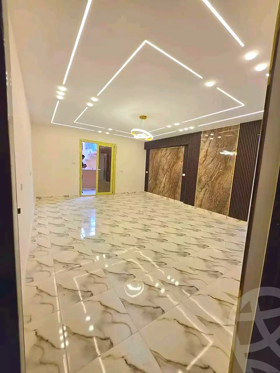 https://aqarmap.com.eg/ar/listing/7124702-for-sale-alexandria-al-agamy-el-hanouvel-abo-bakr-el-sedeek-st