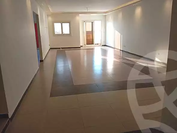 https://aqarmap.com.eg/ar/listing/7124838-for-sale-alexandria-ganaklis-shr-bw-qyr-tryq-lhry