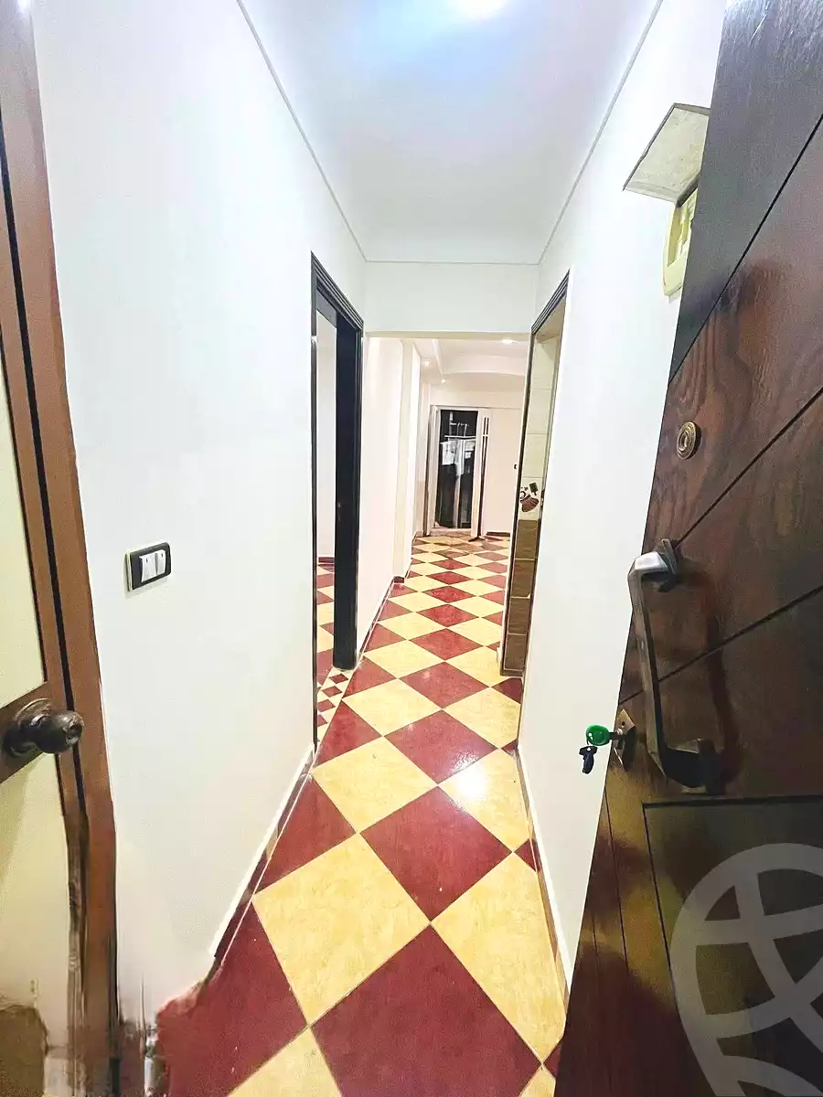 https://aqarmap.com.eg/ar/listing/7125123-for-sale-alexandria-lsywf-el-falki