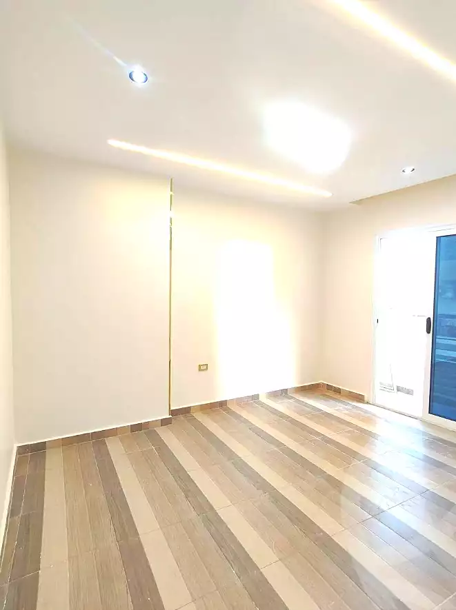 https://aqarmap.com.eg/ar/listing/7125193-for-sale-alexandria-sydy-bshr-sydy-bshr-bhry-shr-khld-bn-lwlyd