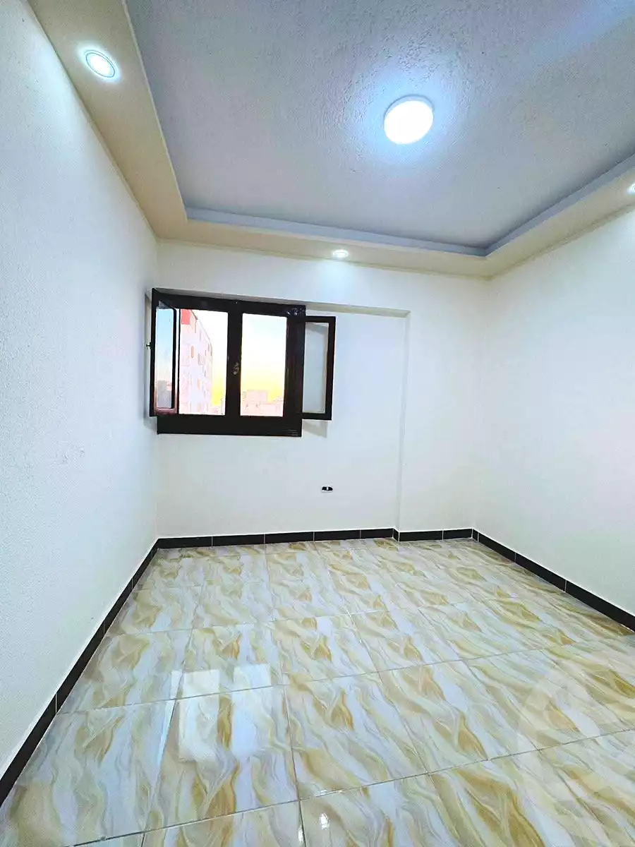 https://aqarmap.com.eg/ar/listing/7125309-for-sale-alexandria-al-agamy-shataa-el-nakheel