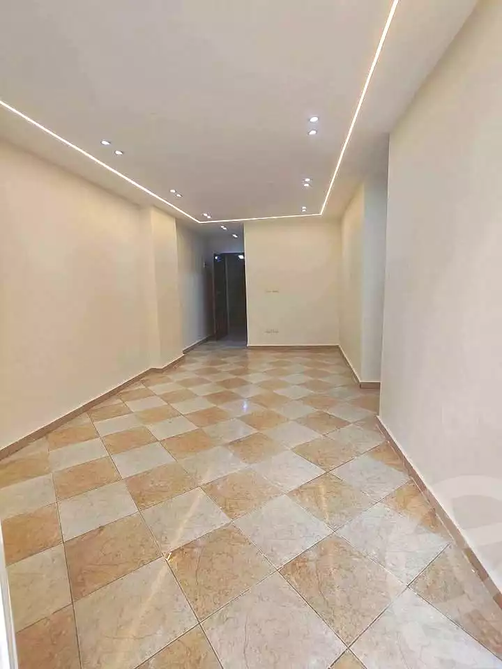 https://aqarmap.com.eg/ar/listing/7125461-for-sale-alexandria-el-asafra-l-sfr-bhry