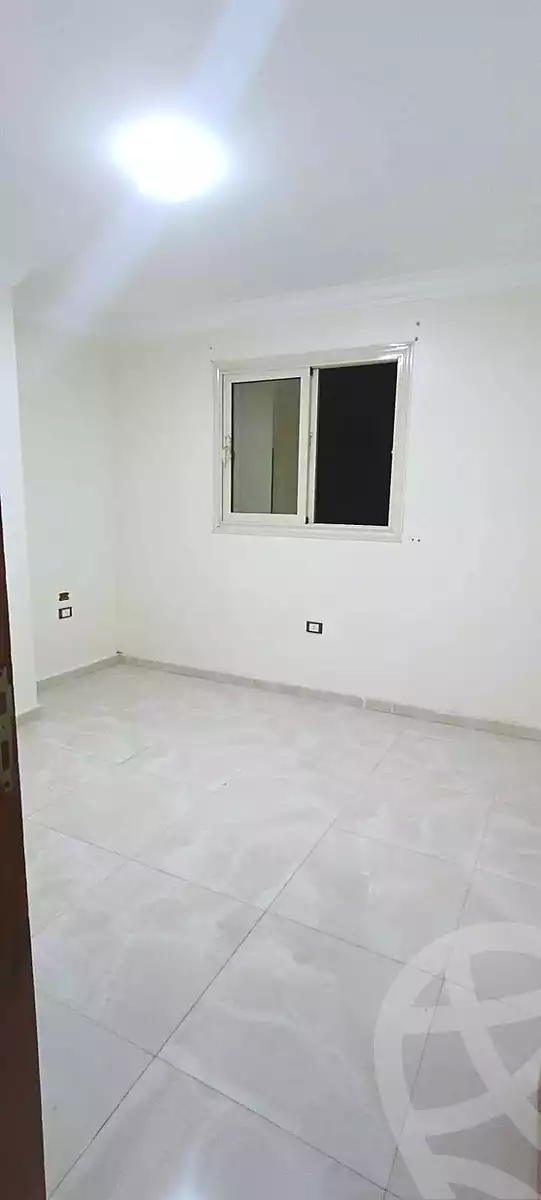 https://aqarmap.com.eg/ar/listing/7125520-for-sale-cairo-helwan-hadayek-helwan-nile-corniche-st
