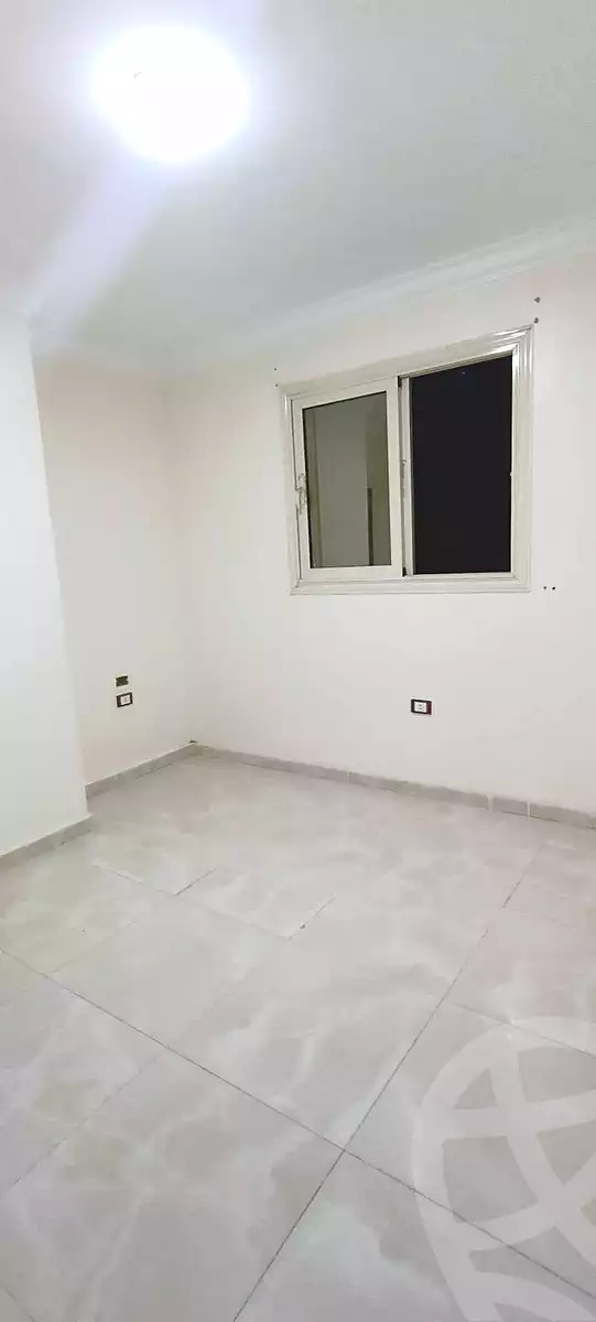 https://aqarmap.com.eg/ar/listing/7125520-for-sale-cairo-helwan-hadayek-helwan-nile-corniche-st