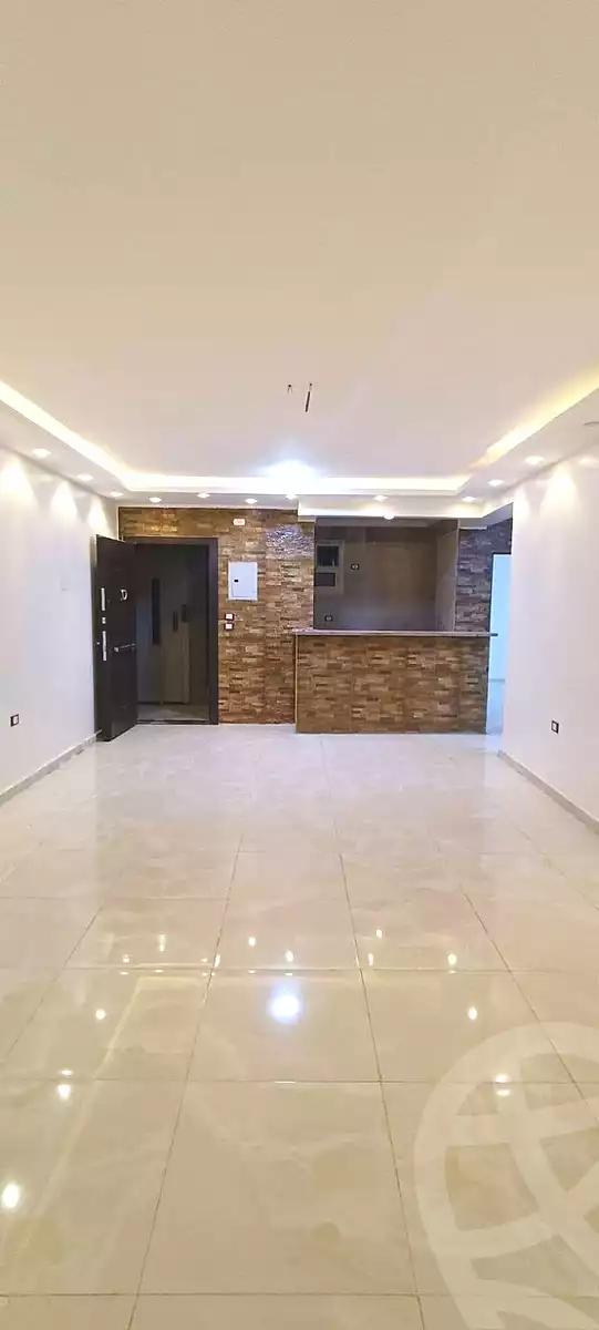 https://aqarmap.com.eg/ar/listing/7125520-for-sale-cairo-helwan-hadayek-helwan-nile-corniche-st