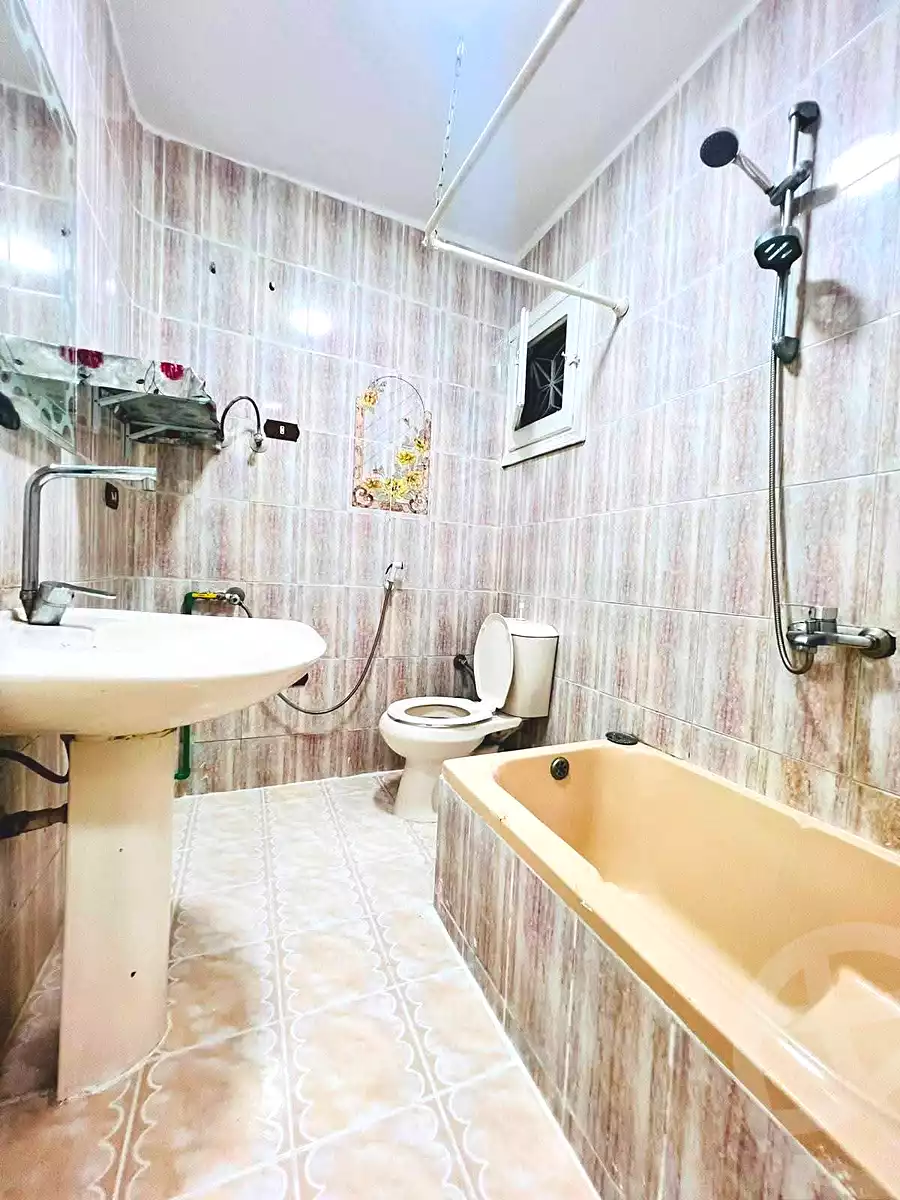 https://aqarmap.com.eg/en/listing/7125572-for-sale-alexandria-al-agamy-shataa-el-nakheel