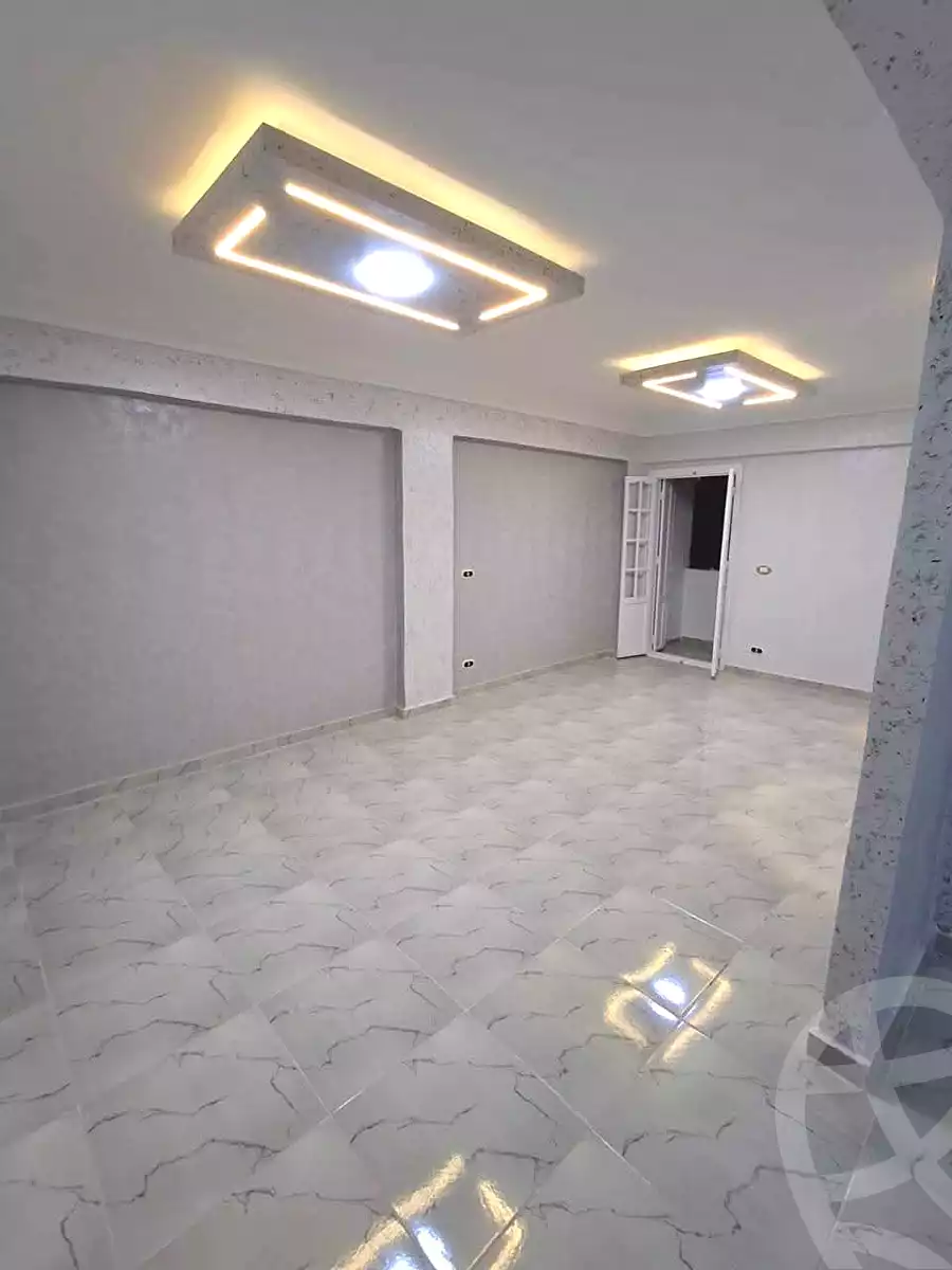 https://aqarmap.com.eg/en/listing/7125660-for-sale-alexandria-lsywf-el-falki
