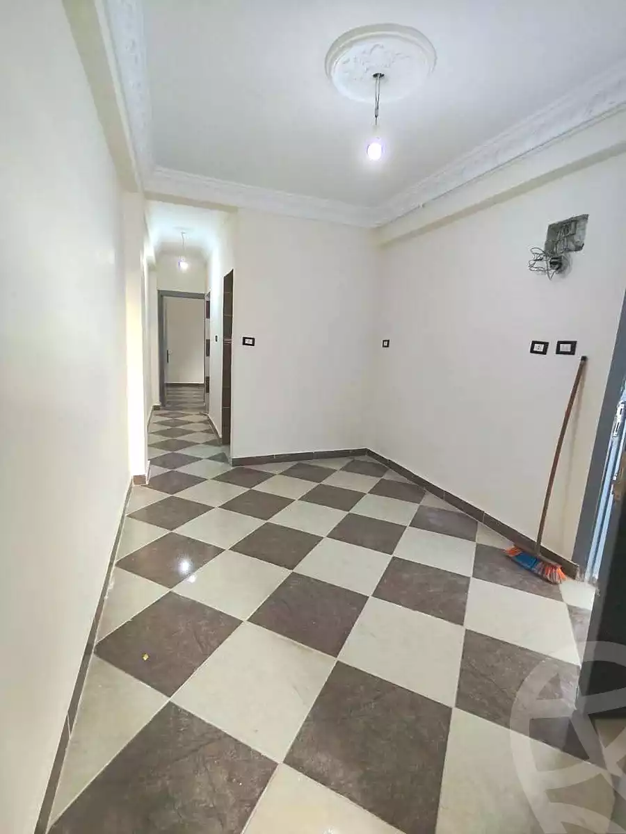 https://aqarmap.com.eg/en/listing/7125673-for-sale-alexandria-lsywf-el-falki