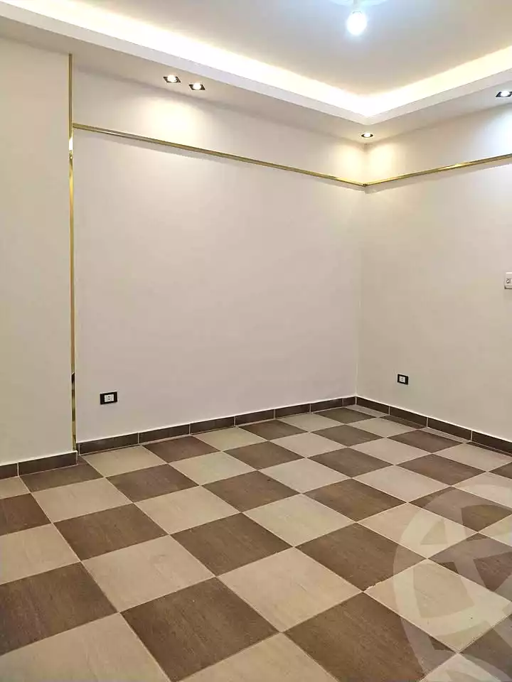 https://aqarmap.com.eg/ar/listing/7125643-for-sale-alexandria-el-asafra-l-sfr-bhry
