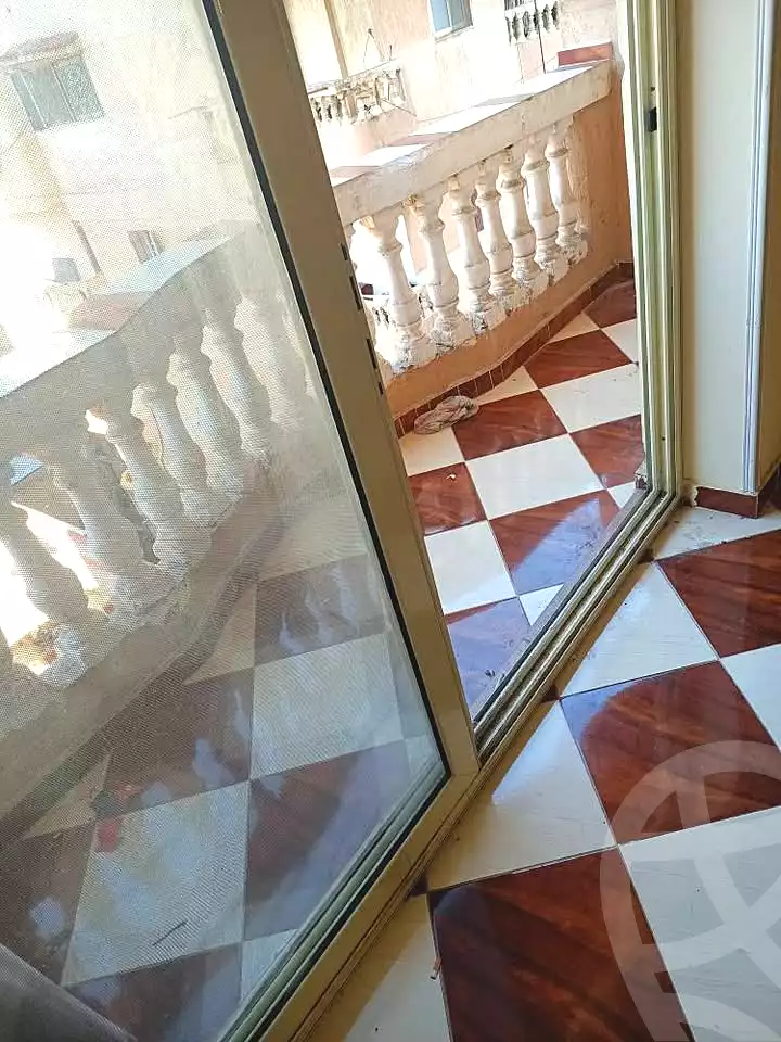 https://aqarmap.com.eg/ar/listing/7125749-for-sale-alexandria-moharram-bey-erfan-st