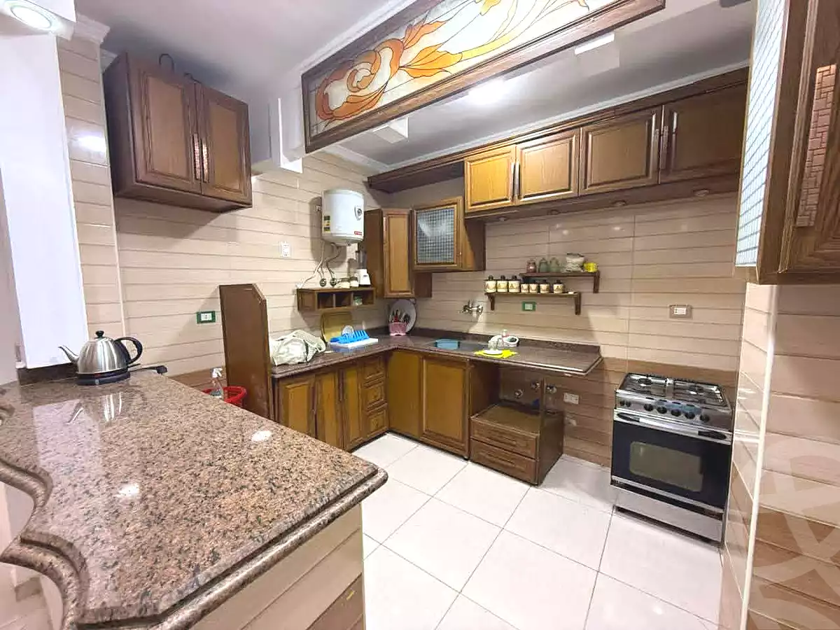 https://aqarmap.com.eg/en/listing/7125769-for-sale-alexandria-camp-cesar-abou-quer-st