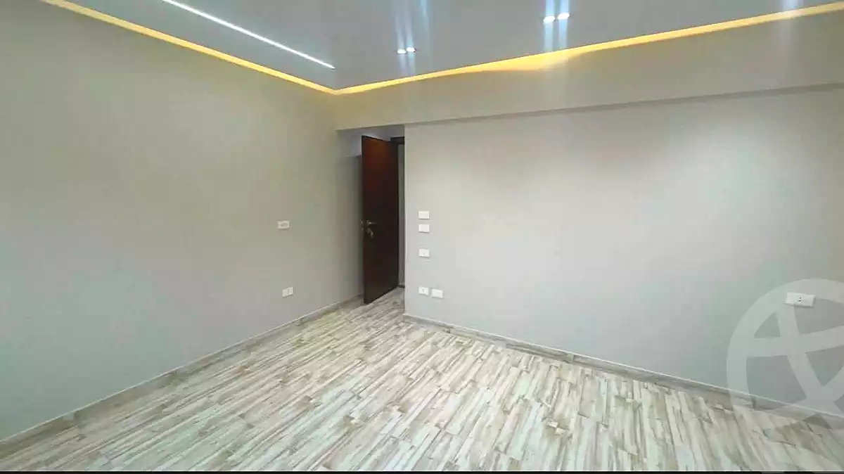 https://aqarmap.com.eg/en/listing/7126126-for-rent-alexandria-lsywf-gamila-city-compound