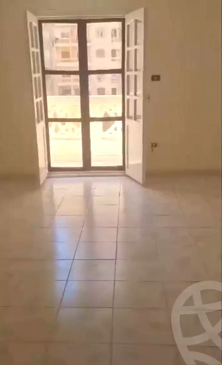 https://aqarmap.com.eg/ar/listing/7126356-for-sale-alexandria-sydy-bshr