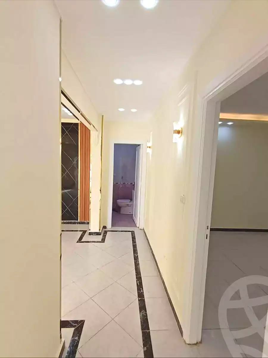 https://aqarmap.com.eg/ar/listing/7126365-for-sale-alexandria-sydy-bshr-sydy-bshr-bhry-gamal-abd-el-nasir-st