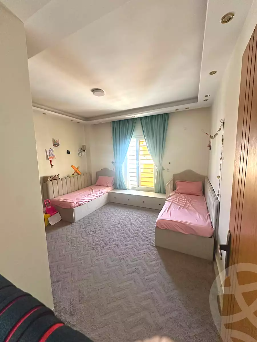 https://aqarmap.com.eg/en/listing/7126513-for-sale-cairo-6th-of-october-compounds-high-town