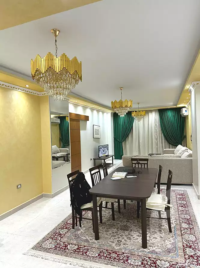 https://aqarmap.com.eg/en/listing/7126513-for-sale-cairo-6th-of-october-compounds-high-town