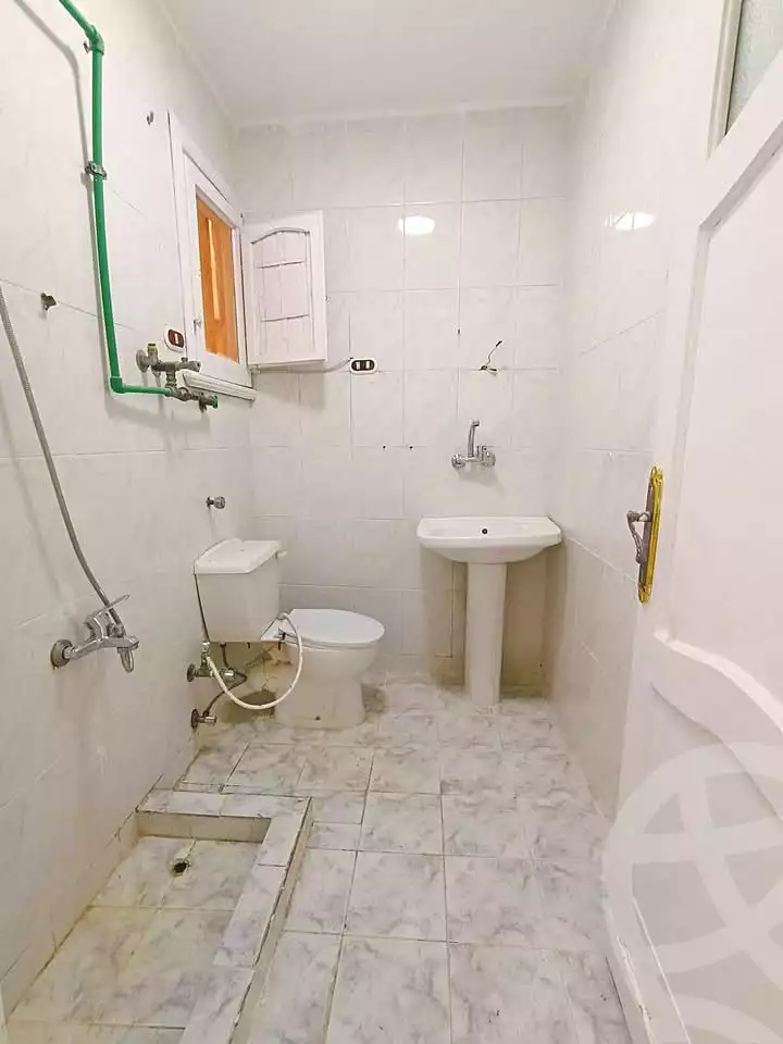 https://aqarmap.com.eg/ar/listing/7126573-for-sale-alexandria-al-agamy-shataa-el-nakheel