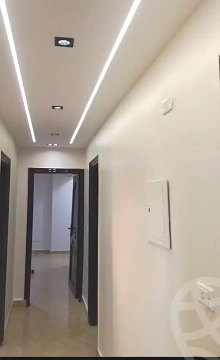 https://aqarmap.com.eg/ar/listing/7126454-for-sale-cairo-ain-shams-ain-shams-el-sharkia