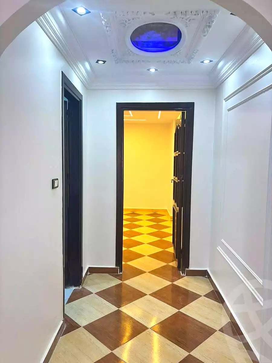 https://aqarmap.com.eg/ar/listing/7126359-for-sale-alexandria-el-asafra-shr-45