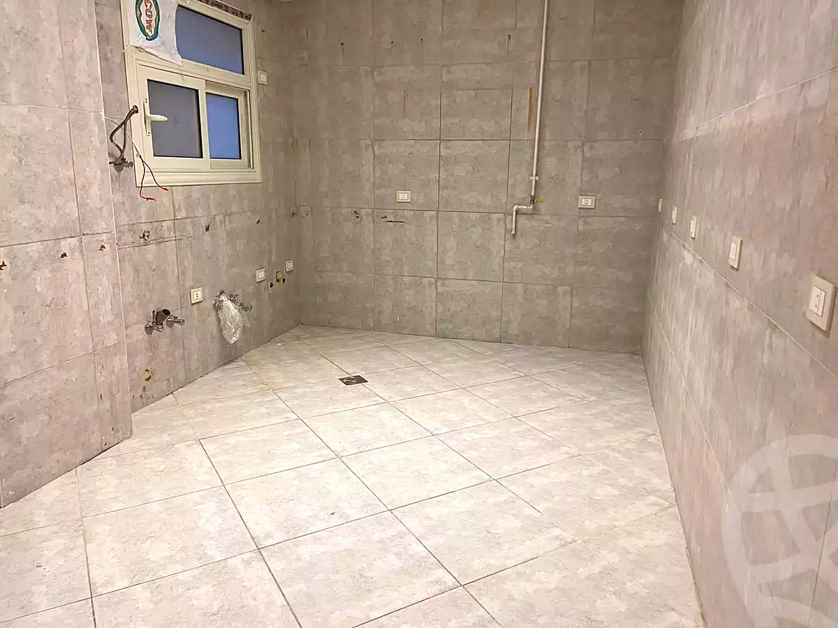 https://aqarmap.com.eg/ar/listing/7126998-for-sale-cairo-new-cairo-compounds-kmbwnd-lnkhyl