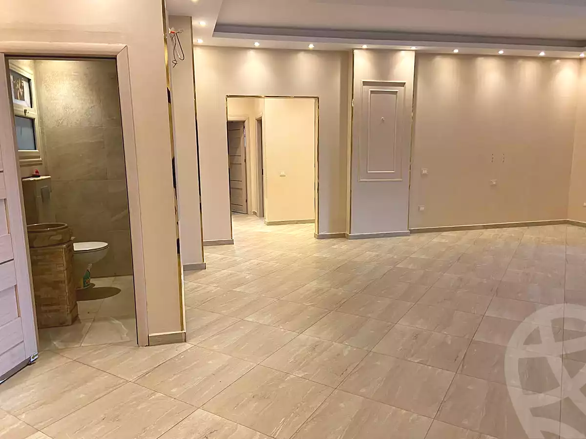 https://aqarmap.com.eg/en/listing/7127326-for-sale-cairo-new-cairo-compounds-kmbwnd-lnkhyl