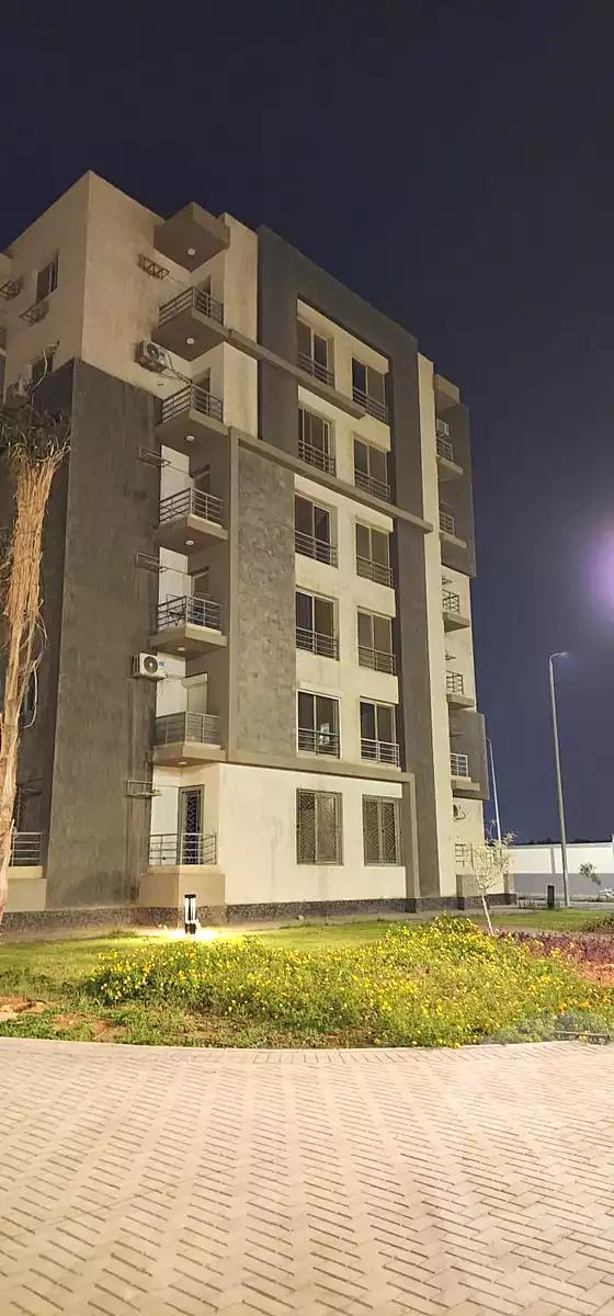 https://aqarmap.com.eg/en/listing/7127445-for-rent-cairo-el-sheikh-zayed-city-compounds-jn-2