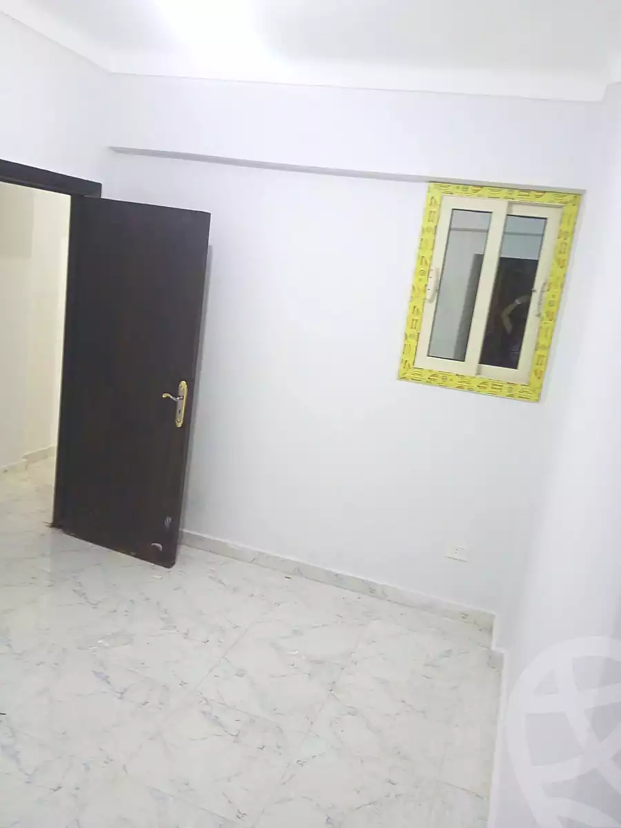https://aqarmap.com.eg/ar/listing/7128375-for-sale-alexandria-sydy-bshr-sydy-bshr-bhry-gamal-abd-el-nasir-st