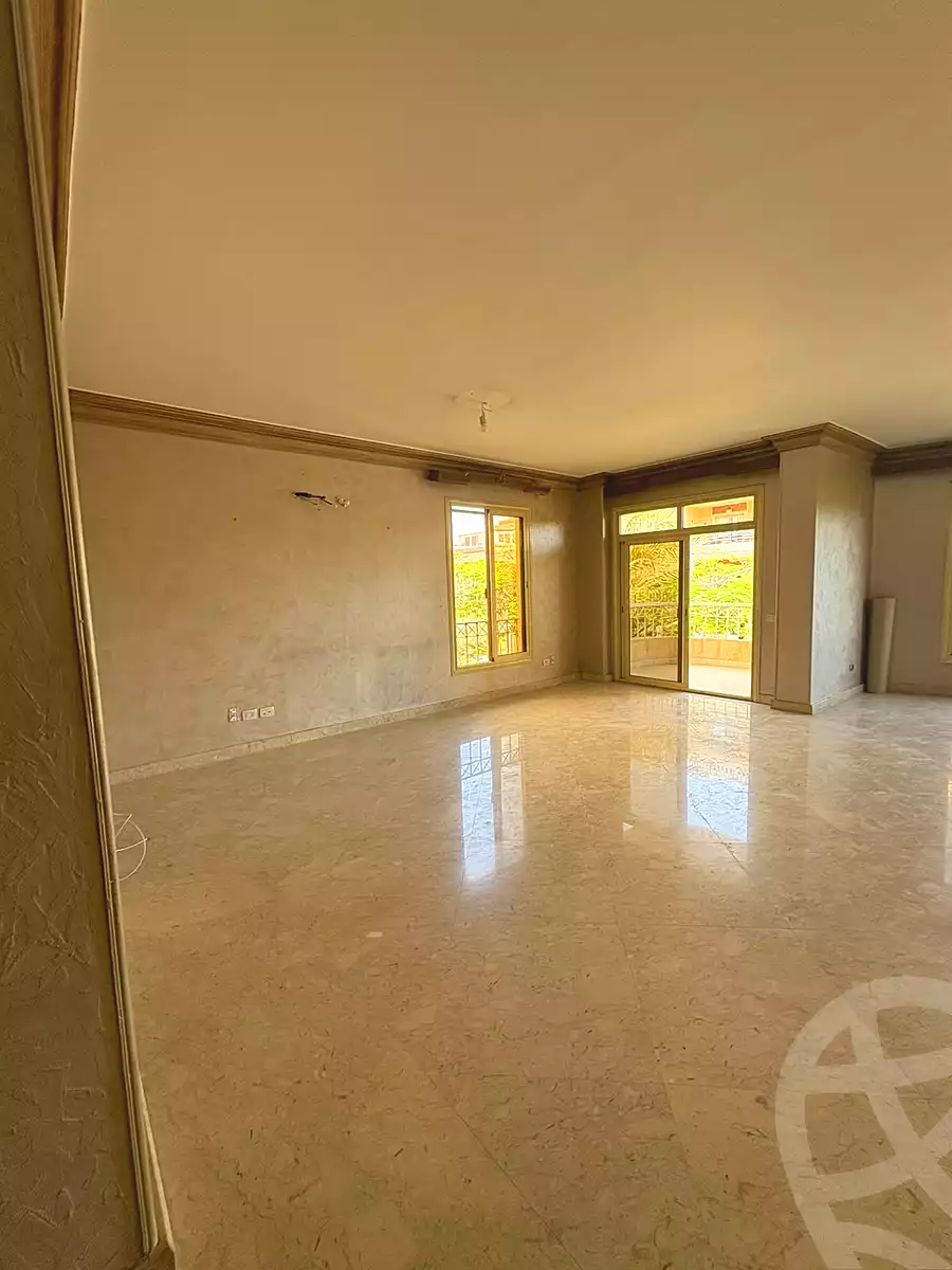 https://aqarmap.com.eg/ar/listing/7128437-for-sale-cairo-new-cairo-ganob-el-akadamiya-south-academy-a-zaid-ebn-haretha-st