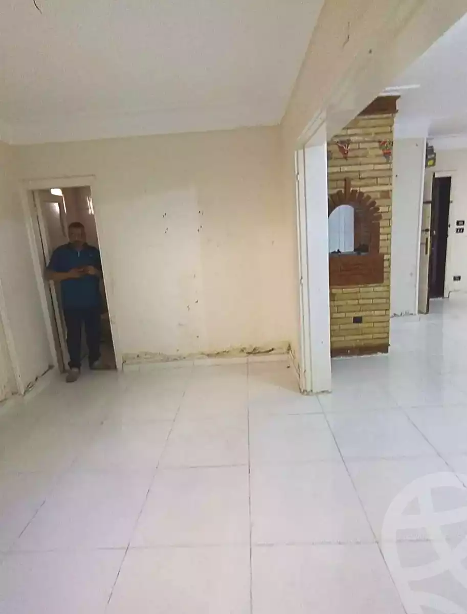 https://aqarmap.com.eg/ar/listing/7128440-for-sale-alexandria-ganaklis