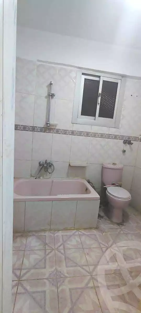 https://aqarmap.com.eg/ar/listing/7128635-for-sale-alexandria-al-agamy-lbytsh