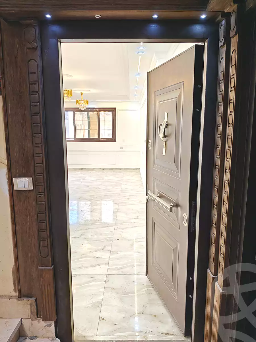 https://aqarmap.com.eg/ar/listing/7129451-for-sale-cairo-old-cairo-nile-corniche-st