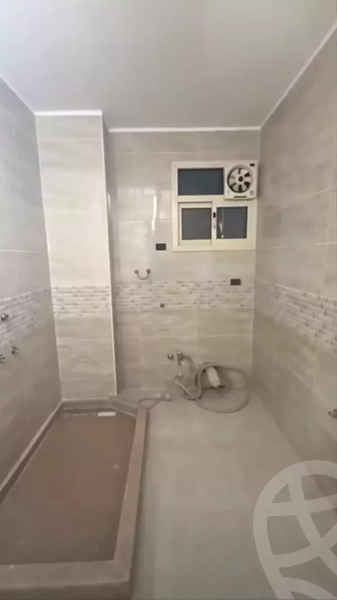 https://aqarmap.com.eg/ar/listing/7129530-for-sale-cairo-ain-shams-ain-shams-el-sharkia-el-zahraa-st