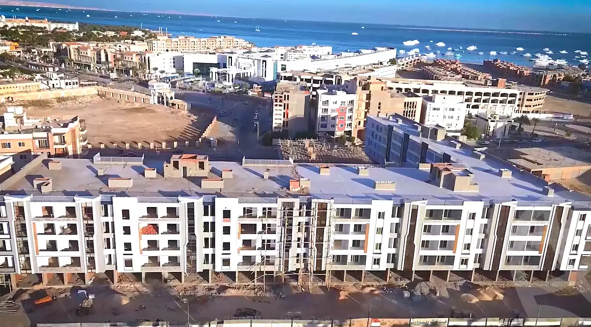 https://aqarmap.com.eg/ar/listing/7129493-for-sale-red-sea-hy-lkwthr