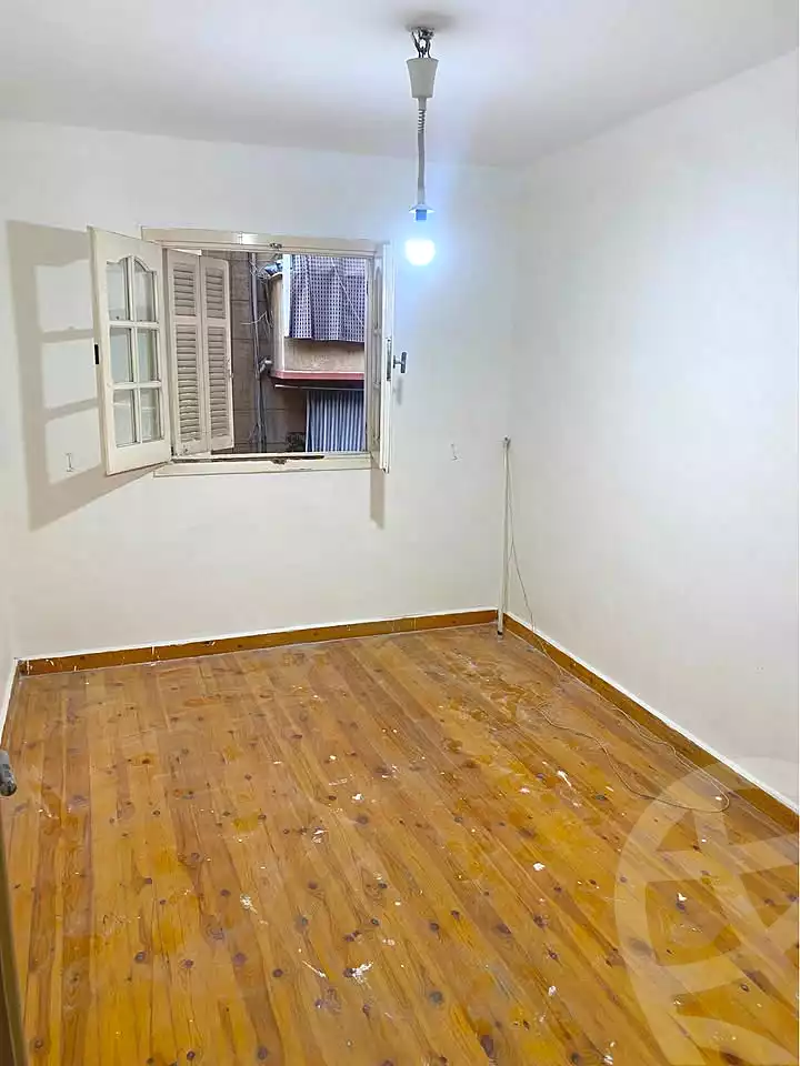 https://aqarmap.com.eg/en/listing/7129629-for-rent-alexandria-glim