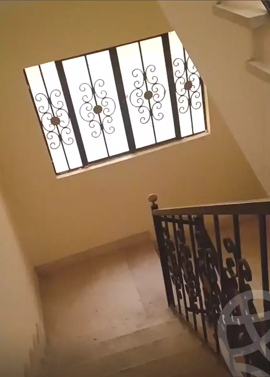 https://aqarmap.com.eg/ar/listing/7129784-for-sale-cairo-new-cairo-ganob-el-akadamiya-south-academy-a-ammar-ibn-yasser-st