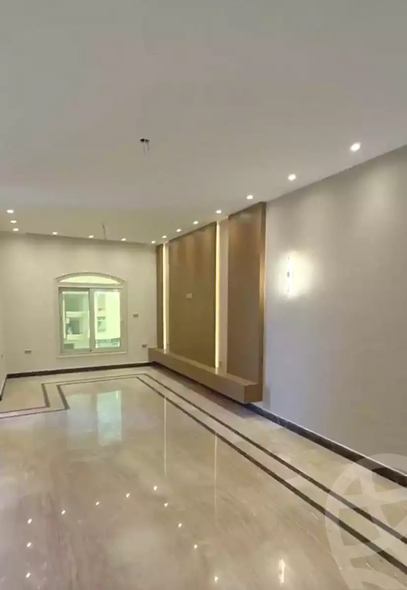 https://aqarmap.com.eg/ar/listing/7129863-for-sale-cairo-new-cairo-ganob-el-akadamiya-south-academy-a-saeed-ibn-zaid-st