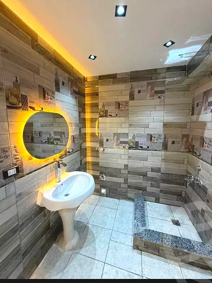 https://aqarmap.com.eg/ar/listing/7129395-for-sale-alexandria-al-agamy-lbytsh-bianchiii