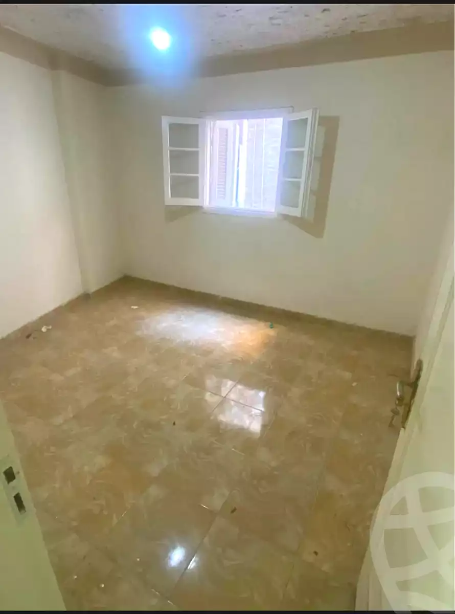 https://aqarmap.com.eg/ar/listing/7129978-for-sale-alexandria-ganaklis