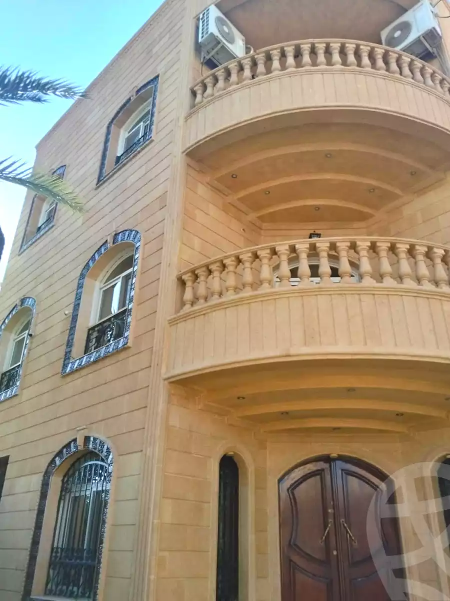 https://aqarmap.com.eg/ar/listing/7129996-for-sale-cairo-new-cairo-ganob-el-akadamiya-south-academy-a-zaid-ebn-haretha-st