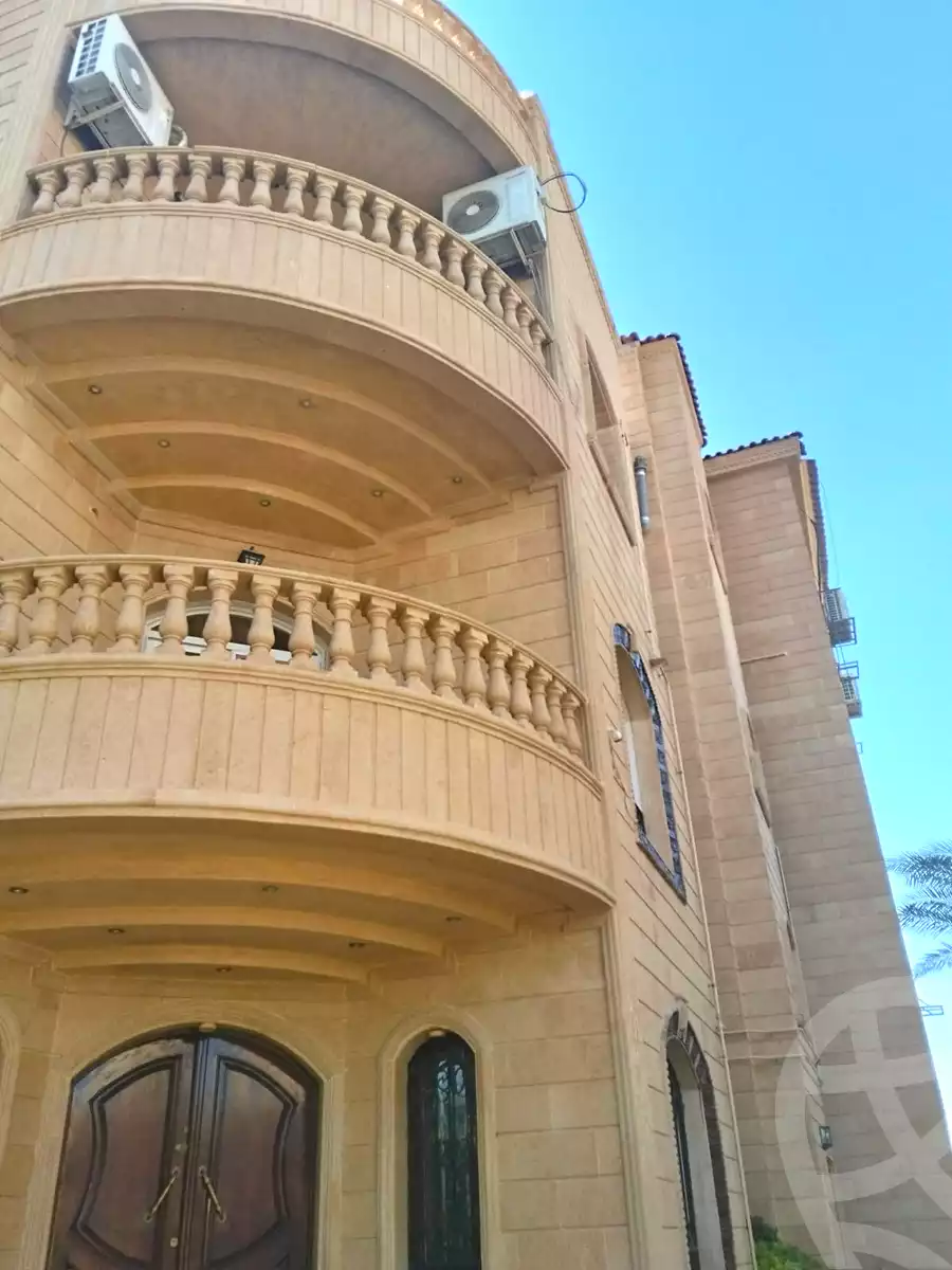 https://aqarmap.com.eg/ar/listing/7129996-for-sale-cairo-new-cairo-ganob-el-akadamiya-south-academy-a-zaid-ebn-haretha-st