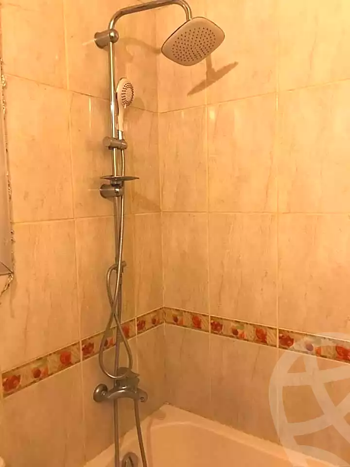https://aqarmap.com.eg/ar/listing/7130054-for-rent-cairo-new-cairo-el-narges-el-narges-omarat-mohamed-sabry-abu-alam-st