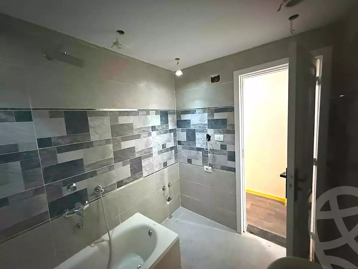 https://aqarmap.com.eg/en/listing/7130158-for-sale-cairo-helwan-helwan-el-sharkeya-khesro-basha-st