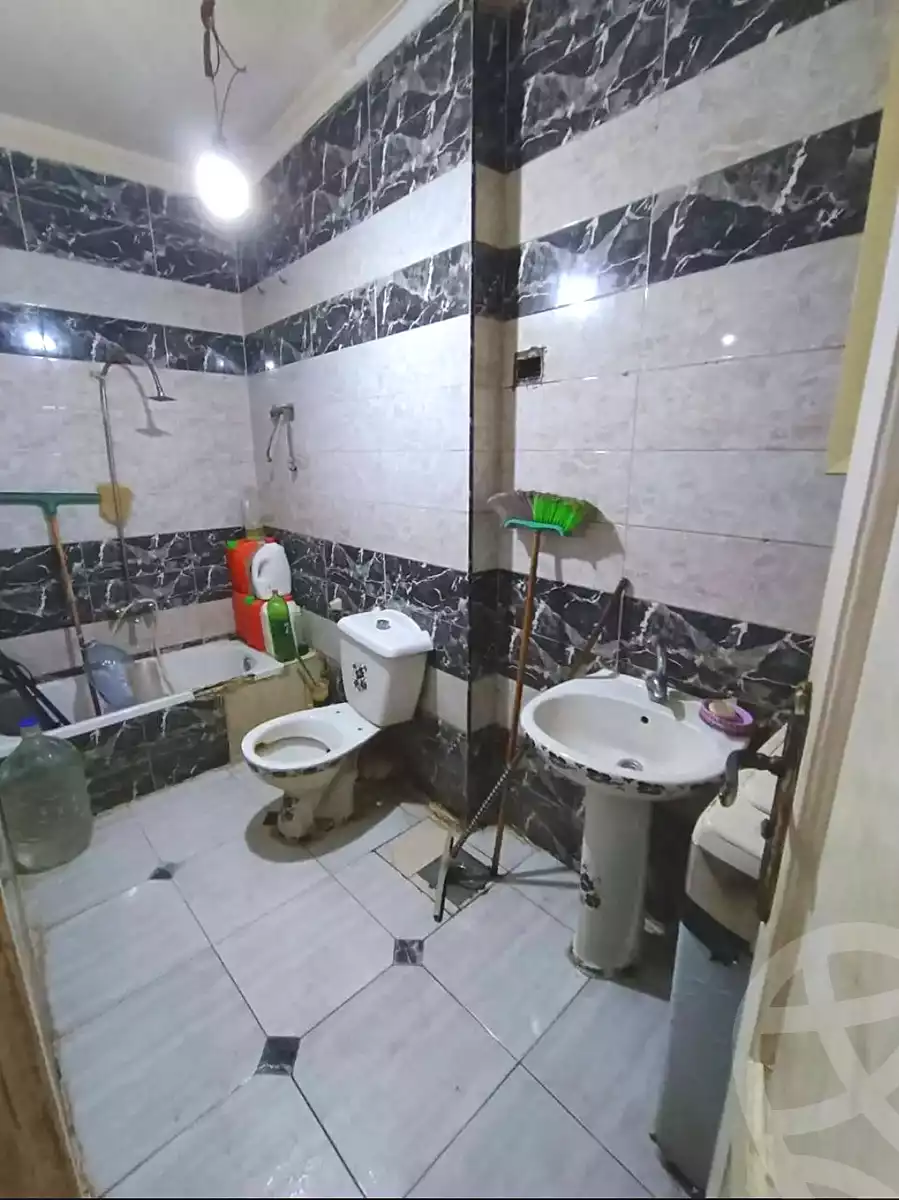 https://aqarmap.com.eg/en/listing/7130307-for-sale-alexandria-sydy-bshr-shr-mlk-hfny