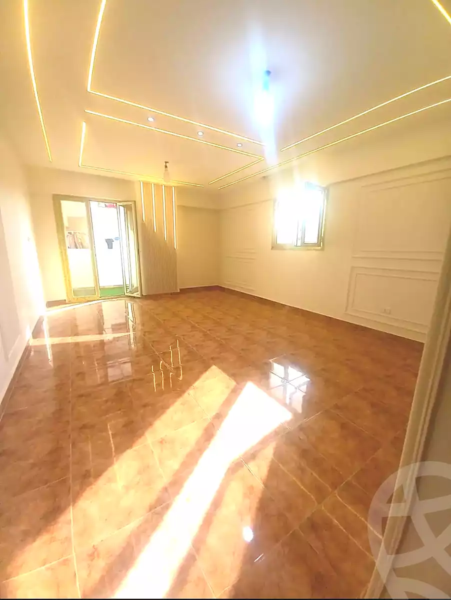 https://aqarmap.com.eg/ar/listing/7130332-for-sale-alexandria-sydy-bshr-sydy-bshr-bhry