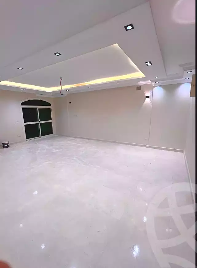 https://aqarmap.com.eg/ar/listing/7130395-for-sale-cairo-helwan-helwan-el-sharkeya-abd-el-rahman-pasha-st